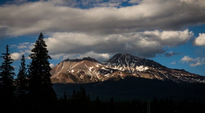 Технологічний лідер помирає після падіння в 2000 футів на горі Шаста