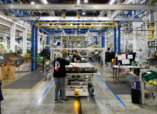 Г.М. Попередній перегляд розмовних автомобілів, дешевших акумуляторів та інших нових технологій