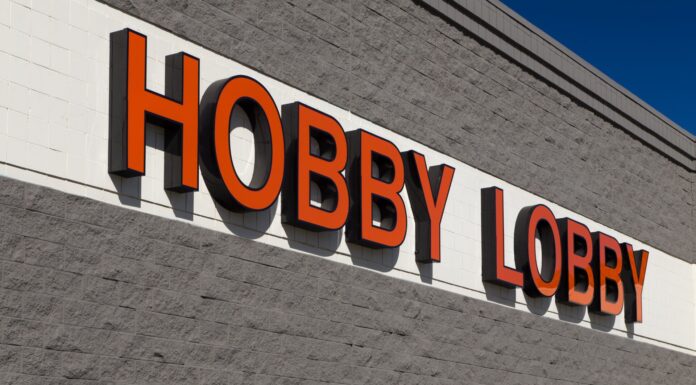 Доступний святковий декор: де робити покупки, не порушуючи грошей