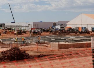 Борги в гонитві за ШІ: ризиковані ставки чи розумні інвестиції?