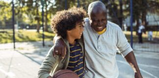 Батьки все частіше відкривають Roth IRA для маленьких дітей