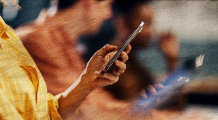 Сотні Мільйонів iPhone Схильні до Масової Вразливості