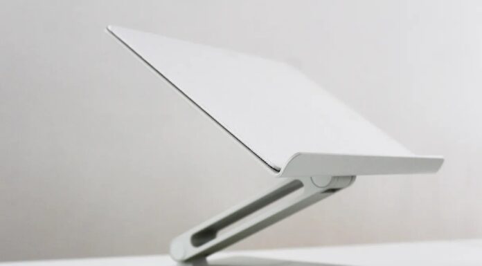 Незаменимые аксессуары для MacBook в 2026 году: лучшие решения и то, чего стоит избегать