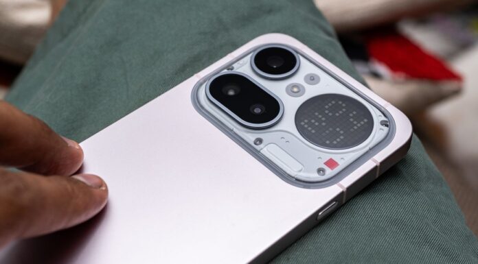 Обзор Nothing Phone (4a) Pro: Уникальный игрок на переполненном рынке среднебюджетных смартфонов
