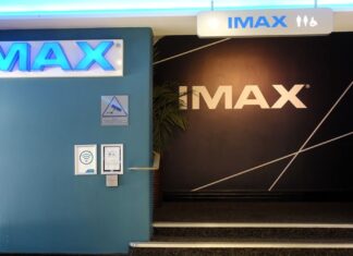 Справжній кінотеатр з Imax 70mm для «Одіссеї» Крістофера Нолана